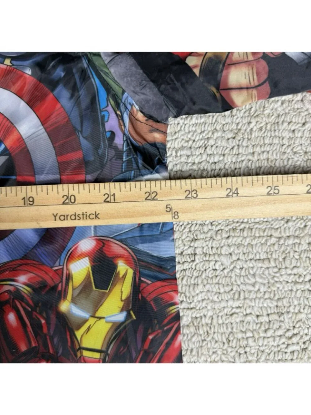 Marvel Avengers All Over Print Windbreaker Jacket Multicolor Men’s Size Medium